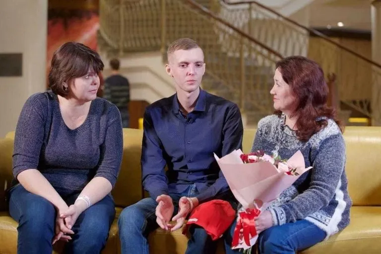 Александра с сыном и его донором Зульфирой  Фото: из личного архива